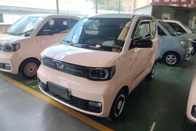 Used Wuling Hongguang MINIEV 2022 Macaron Premium Model – Lithium Ternary Battery