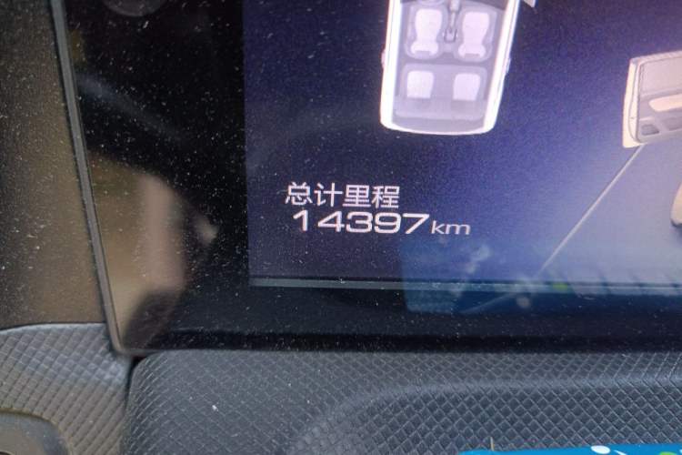 Used Wuling Hongguang MINIEV 2022 Macaron Fashion Model Lithium Iron Phosphate Odometer Close Up