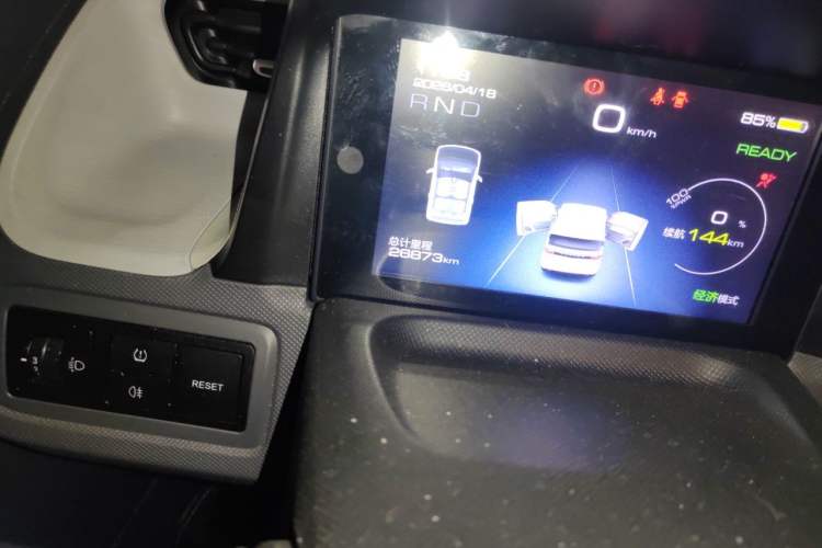 Used Wuling Hongguang MINIEV  Odometer Close Up