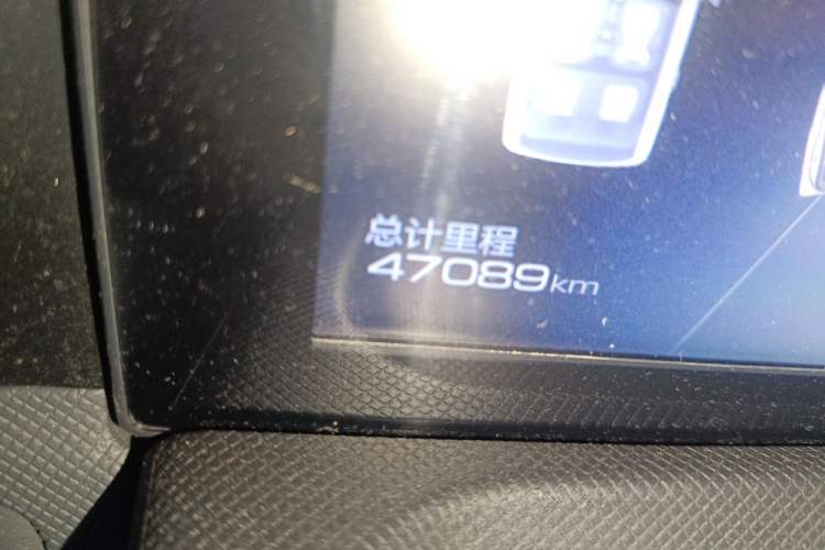Used Wuling Hongguang MINIEV 2022 Macaron Premium Model – Lithium Iron Phosphate Odometer Close Up
