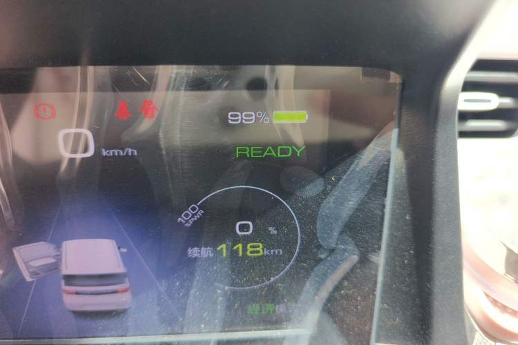Used Wuling Hongguang MINIEV 2022 Macaron Fashion Edition Lithium-Nickel-Cobalt-Alpha-oxide Odometer Close Up
