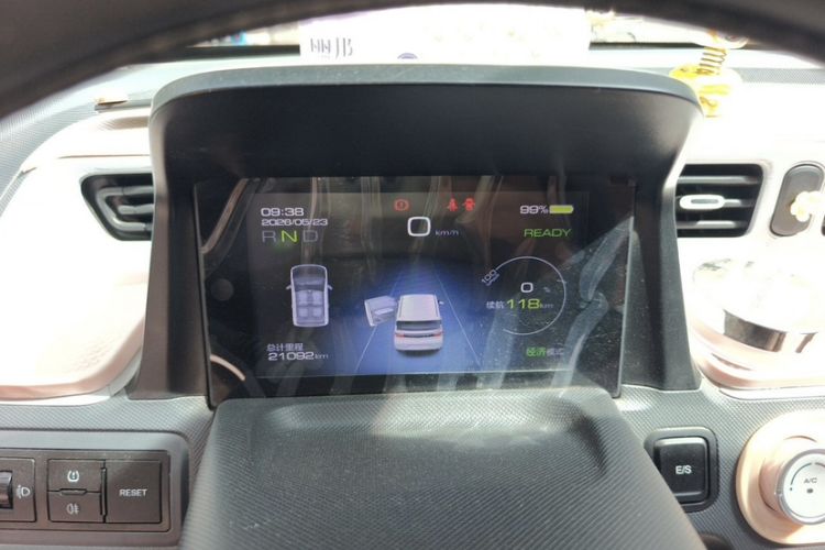 Used Wuling Hongguang MINIEV 2022 Macaron Fashion Edition Lithium-Nickel-Cobalt-Alpha-oxide Odometer Close Up