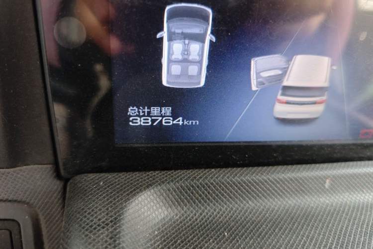 Used Wuling Hongguang MINIEV 2022 Macaron Premium Model – Lithium Iron Phosphate Odometer Close Up