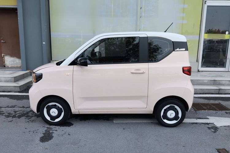 Used Wuling Hongguang MINIEV 2022 Macaron Premium Model – Lithium Iron Phosphate Exterior 3