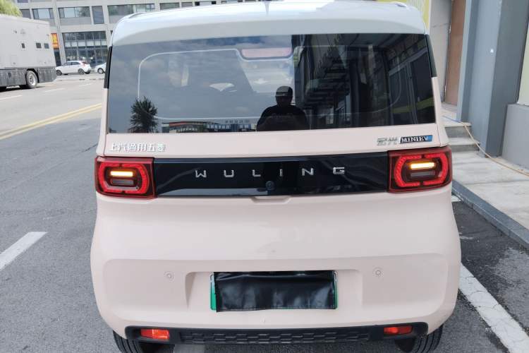 Used Wuling Hongguang MINIEV 2022 Macaron Premium Model – Lithium Iron Phosphate Exterior 4