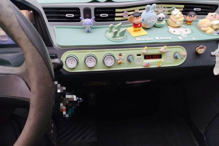 Used Wuling Hongguang MINIEV 2022 Macaron Premium Model – Lithium Ternary Battery Audio And AC Panel
