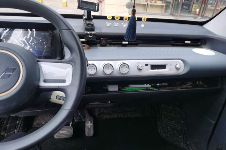 Used Wuling Hongguang MINIEV 2022 GAMEBOY 200km Gaming Edition with Lithium Iron Phosphate Audio And AC Panel