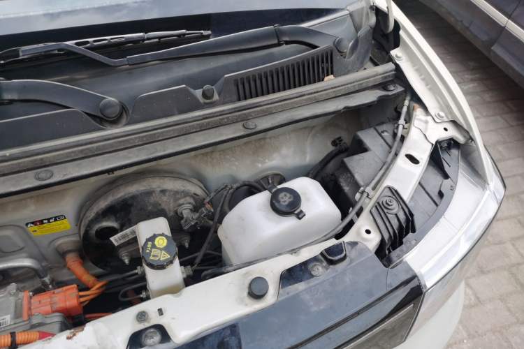 Used Wuling Hongguang MINIEV 2022 GAMEBOY 200km Gaming Edition with Lithium Iron Phosphate Engine Bay Left