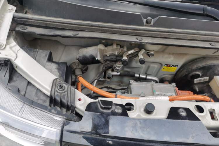 Used Wuling Hongguang MINIEV 2022 GAMEBOY 200km Gaming Edition with Lithium Iron Phosphate Engine Bay Right