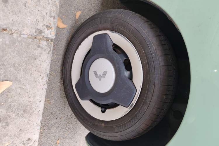 Used Wuling Hongguang MINIEV 2022 Macaron Premium Model – Lithium Ternary Battery Exterior 1