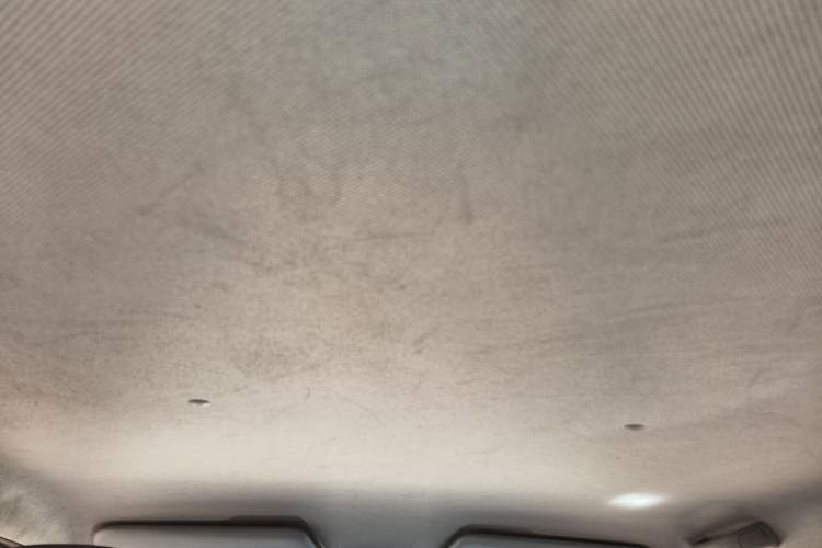 Used Wuling Hongguang MINIEV 2022 Macaron Premium Model – Lithium Ternary Battery Headliner