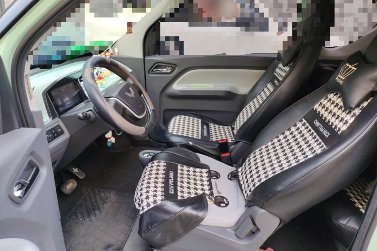 Used Wuling Hongguang MINIEV 2022 Macaron Premium Model – Lithium Ternary Battery Left Front Seat