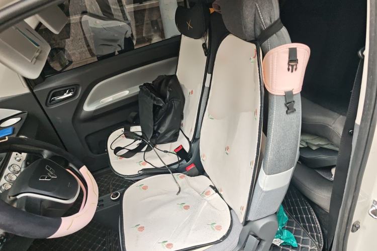 Used Wuling Hongguang MINIEV 2022 Macaron Premium Model – Lithium Iron Phosphate Left Front Seat