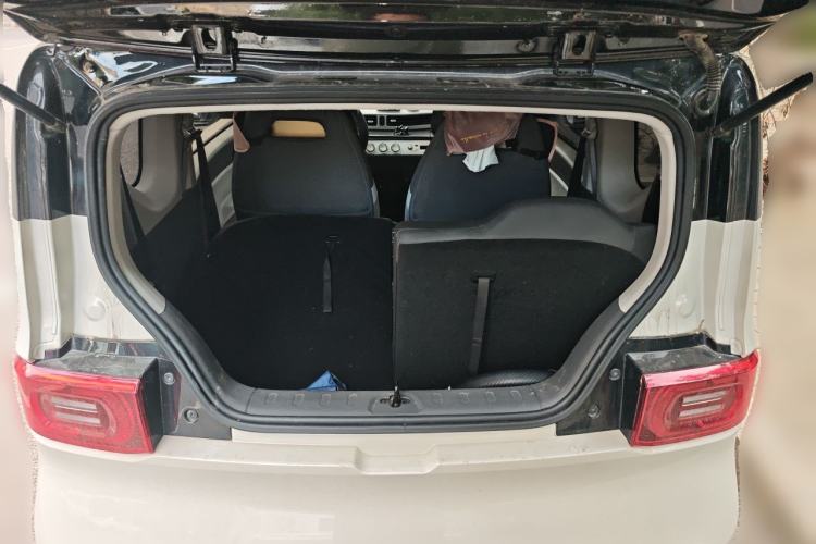 Used Wuling Hongguang MINIEV 2022 Macaron Premium Model – Lithium Iron Phosphate Trunk