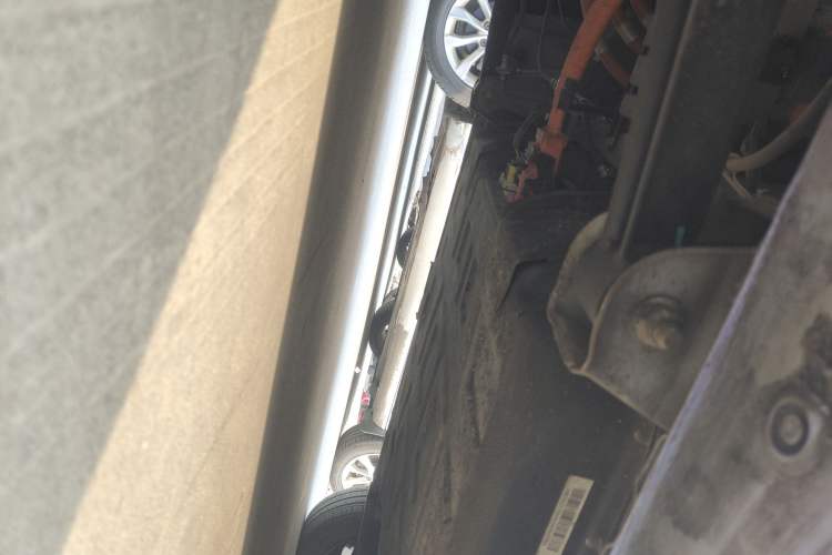 Used Wuling Hongguang MINIEV 2022 Macaron-Color Edition Lithium Iron Phosphate Chassis Rear Right