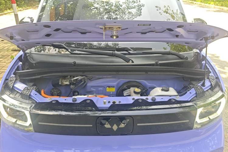 Used Wuling Hongguang MINIEV 2022 Macaron-Color Edition Lithium Iron Phosphate Engine Bay
