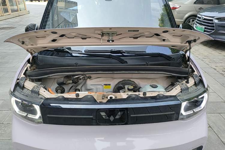 Used Wuling Hongguang MINIEV 2022 Macaron Premium Model – Lithium Iron Phosphate Engine Bay