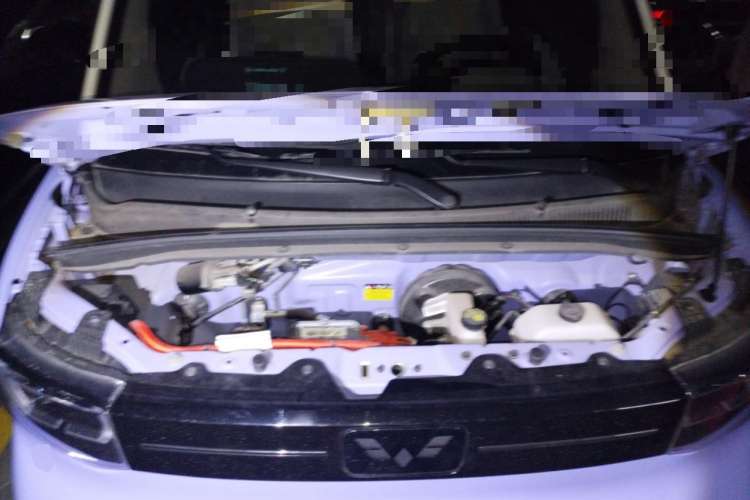 Used Wuling Hongguang MINIEV 2022 Macaron Colorful Edition Lithium-Ion Battery Engine Bay