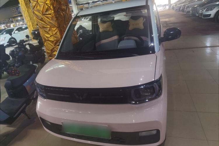 Used Wuling Hongguang MINIEV 2022 Macaron Fashion Model Lithium Iron Phosphate Exterior 2