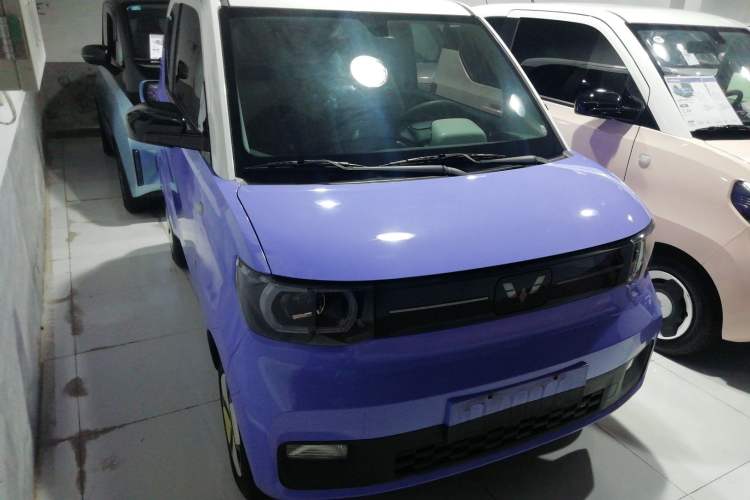 Used Wuling Hongguang MINIEV 2022 Macaron-Color Edition Lithium Iron Phosphate Exterior 2