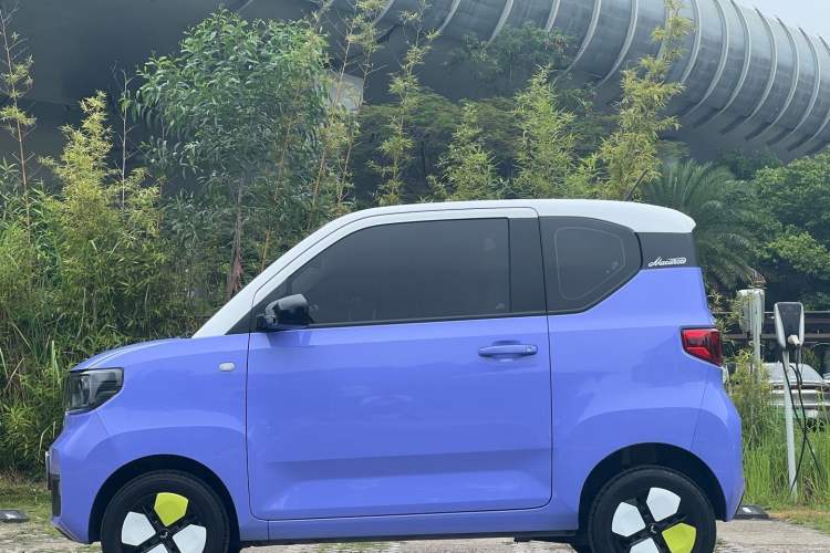 Used Wuling Hongguang MINIEV 2022 Macaron Colorful Edition Lithium-Ion Battery Exterior 2
