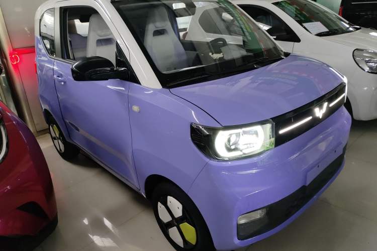 Used Wuling Hongguang MINIEV 2022 Macaron-Color Edition Lithium Iron Phosphate Exterior 2