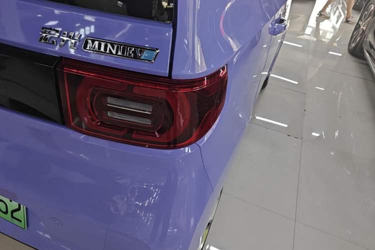 Used Wuling Hongguang MINIEV 2022 Macaron-Color Edition Lithium Iron Phosphate Exterior 3