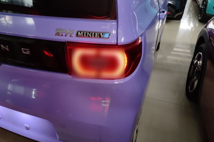 Used Wuling Hongguang MINIEV 2022 Macaron-Color Edition Lithium Iron Phosphate Exterior 6