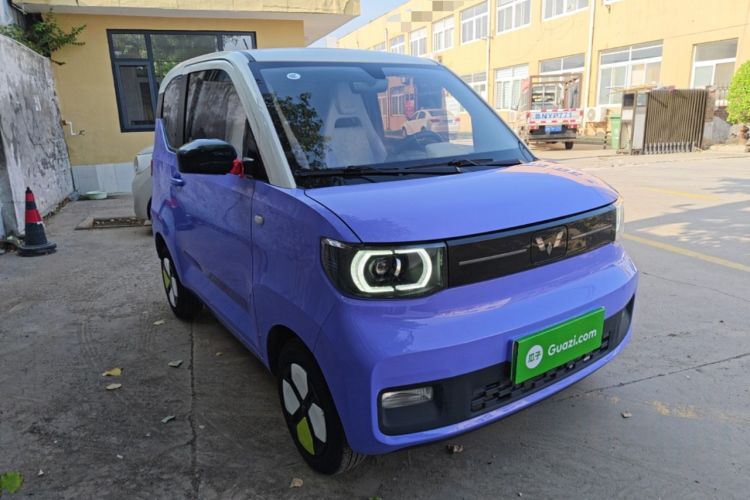 Used Wuling Hongguang MINIEV 2022 Macaron-Color Edition Lithium Iron Phosphate Front Right 45 Deg