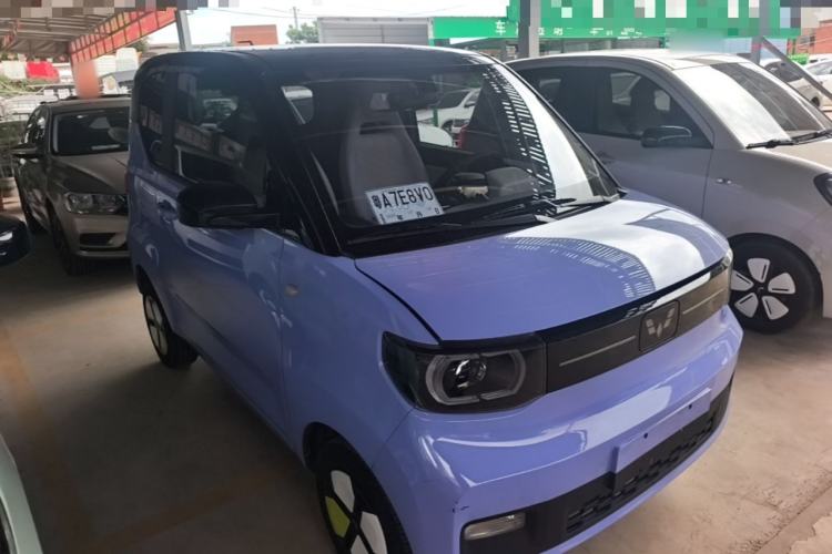 Used Wuling Hongguang MINIEV 2022 Macaron Colorful Edition Lithium Iron Phosphate Front Right 45 Deg