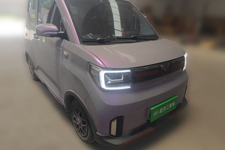 Used Wuling Hongguang MINIEV 2022 GAMEBOY 300km Enthusiast Model with Lithium Iron Phosphate Front Right 45 Deg