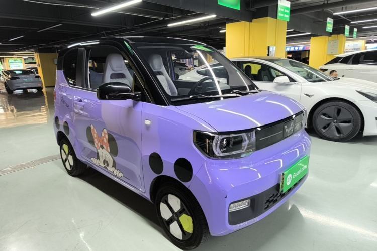 Used Wuling Hongguang MINIEV 2022 Macaron-Color Edition Lithium Iron Phosphate Front Right 45 Deg