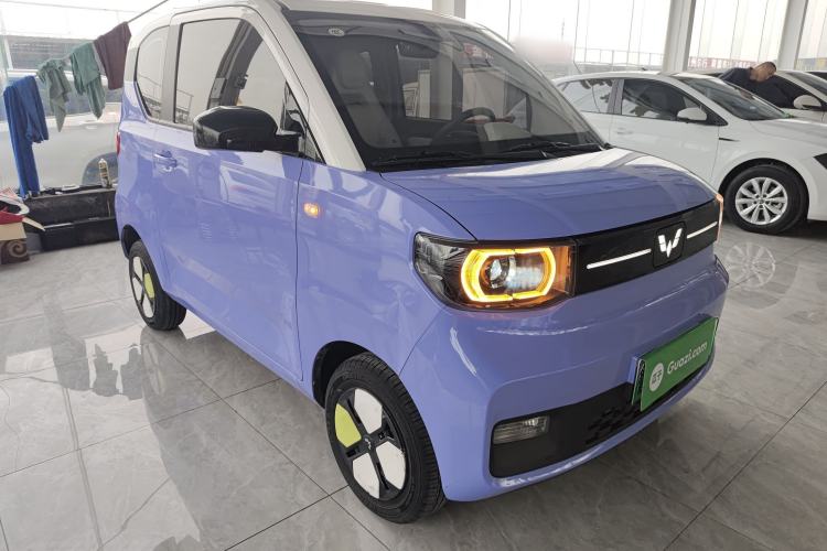Used Wuling Hongguang MINIEV 2022 Macaron-Color Edition Lithium Iron Phosphate Front Right 45 Deg