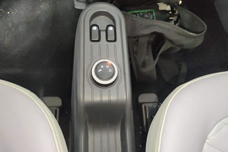 Used Wuling Hongguang MINIEV 2022 Macaron-Color Edition Lithium Iron Phosphate Gear Lever