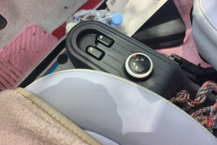 Used Wuling Hongguang MINIEV 2022 Macaron-Color Edition Lithium Iron Phosphate Gear Lever