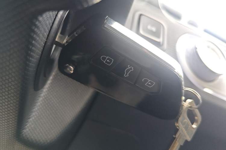 Used Wuling Hongguang MINIEV 2022 Macaron-Color Edition Lithium Iron Phosphate Interior 1