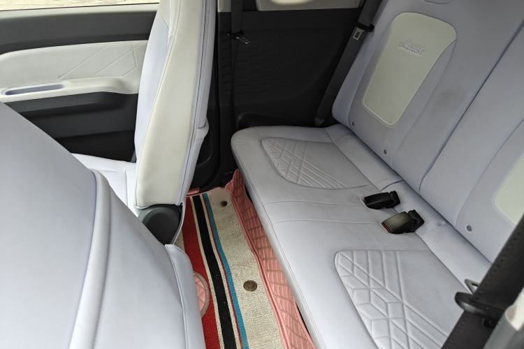Used Wuling Hongguang MINIEV 2022 Macaron Colorful Edition Lithium-Ion Battery Interior 2