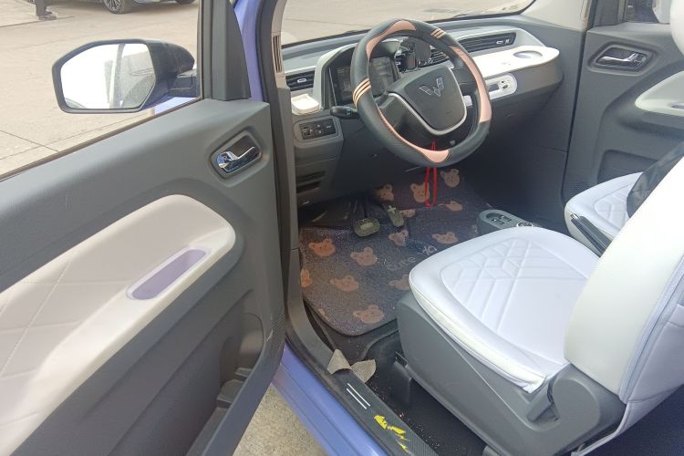 Used Wuling Hongguang MINIEV 2022 Macaron Colorful Edition Lithium Iron Phosphate Interior 3