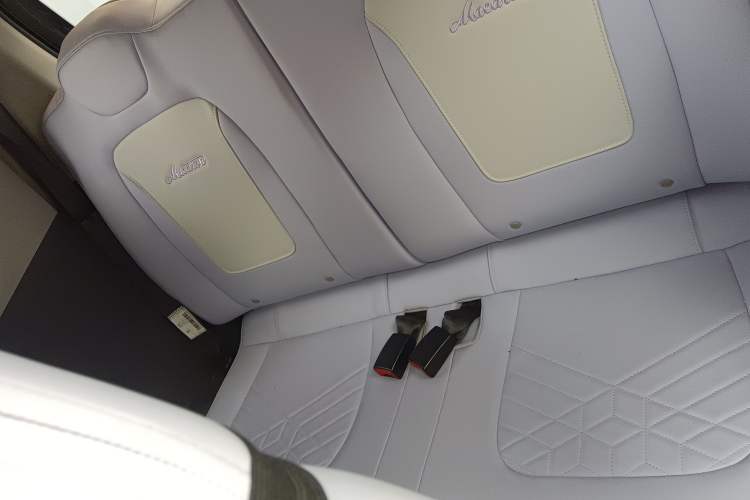Used Wuling Hongguang MINIEV 2022 Macaron Colorful Edition Lithium Iron Phosphate Interior 4
