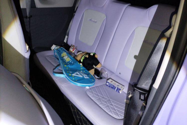 Used Wuling Hongguang MINIEV 2022 Macaron Colorful Edition Lithium-Ion Battery Interior 4