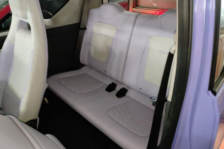 Used Wuling Hongguang MINIEV 2022 Macaron-Color Edition Lithium Iron Phosphate Interior 4