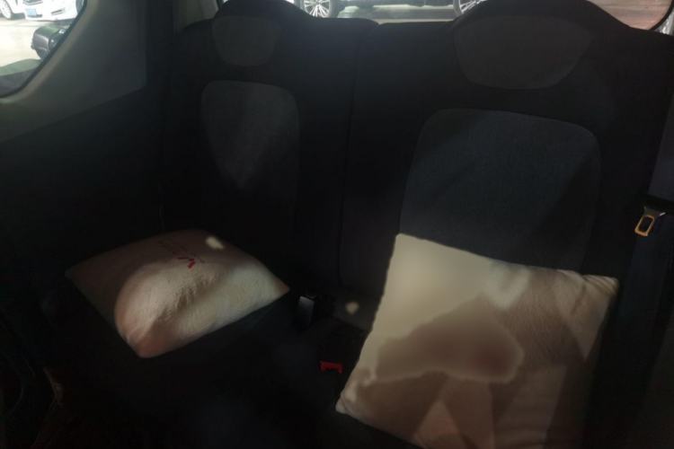 Used Wuling Hongguang MINIEV 2022 Macaron Fashion Model Lithium Iron Phosphate Interior 5