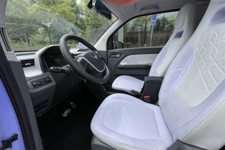Used Wuling Hongguang MINIEV 2022 Macaron Colorful Edition Lithium Iron Phosphate Interior 6