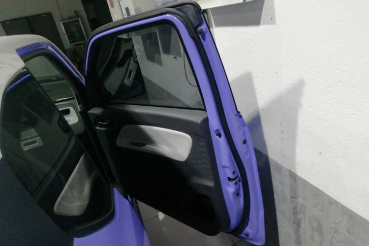 Used Wuling Hongguang MINIEV 2022 Macaron-Color Edition Lithium Iron Phosphate Interior 6