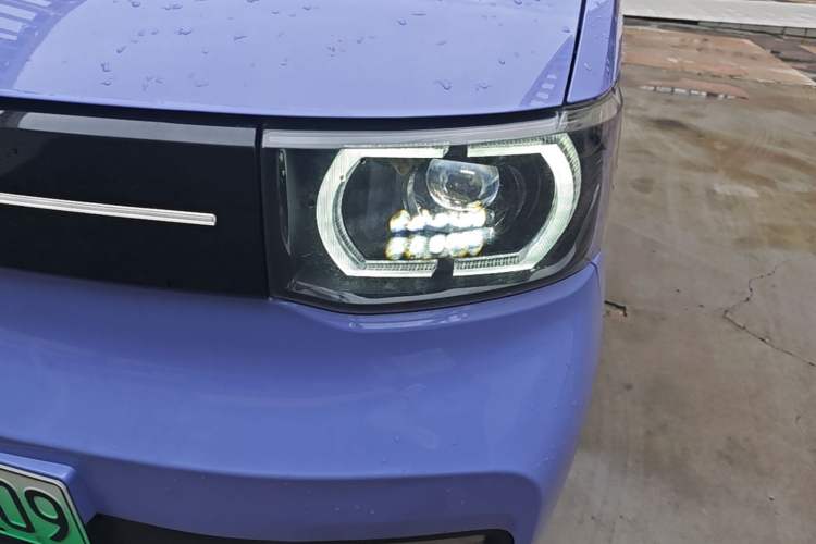 Used Wuling Hongguang MINIEV 2022 Macaron Colorful Edition Lithium-Ion Battery Left Front Headlight