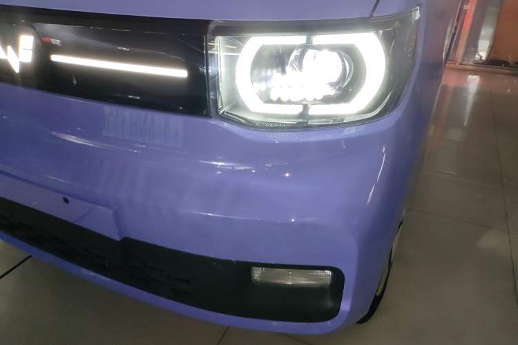 Used Wuling Hongguang MINIEV 2022 Macaron-Color Edition Lithium Iron Phosphate Left Front Headlight
