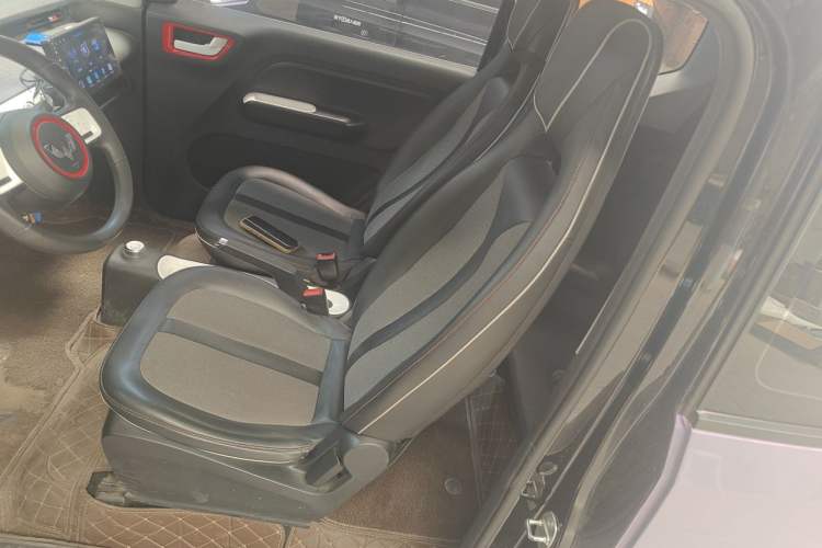 Used Wuling Hongguang MINIEV 2022 GAMEBOY 300km Enthusiast Model with Lithium Iron Phosphate Left Front Seat
