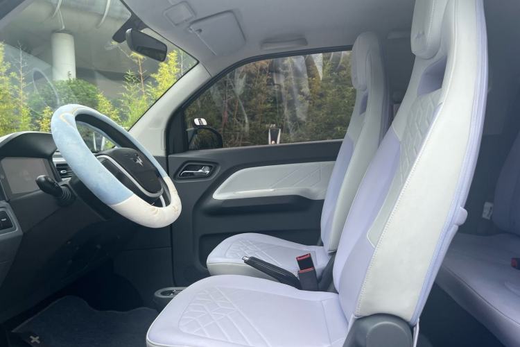 Used Wuling Hongguang MINIEV 2022 Macaron Colorful Edition Lithium-Ion Battery Left Front Seat