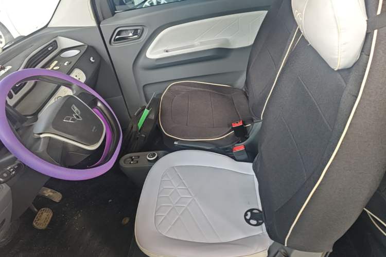 Used Wuling Hongguang MINIEV 2022 Macaron-Color Edition Lithium Iron Phosphate Left Front Seat