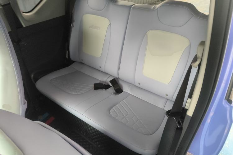 Used Wuling Hongguang MINIEV 2022 Macaron Colorful Edition Lithium-Ion Battery Left Rear Seat